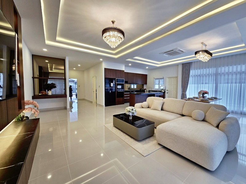 Houses for sale : NEW RENOVATED POOL VILLA 3 Bedrooms 2 Bathrooms + Private Pool, only 9.5 million baht