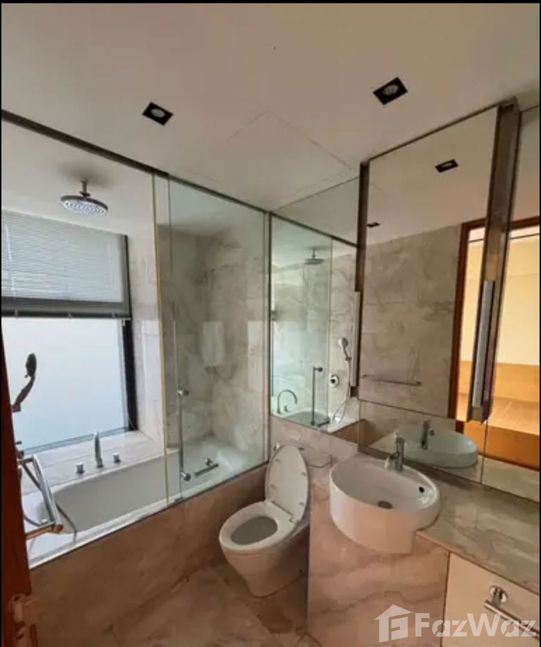 picture 2 Bedroom Condo for sale at The Met  1899850 - 5/7