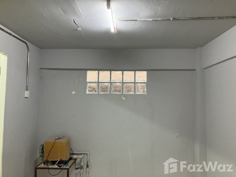 picture 9 Bedroom Townhouse for sale in Lat Yao, Bangkok  982746 - 7/20