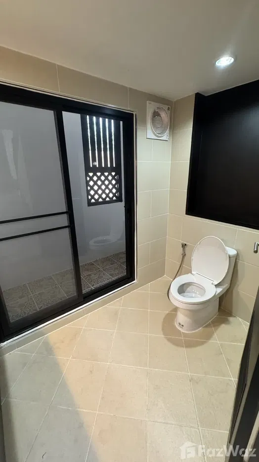 รูป บ้านเดี่ยวให้เช่า 4 ห้องนอน ใน เมืองพัทยา, ชลบุรี 5360065 - รูปที่ 53/70