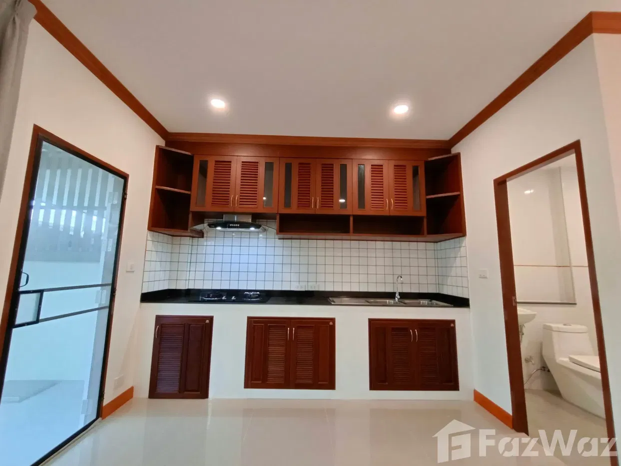 picture 2 Bedroom Townhouse for sale in Hua Hin City, Prachuap Khiri Khan  1378538 - 4/11