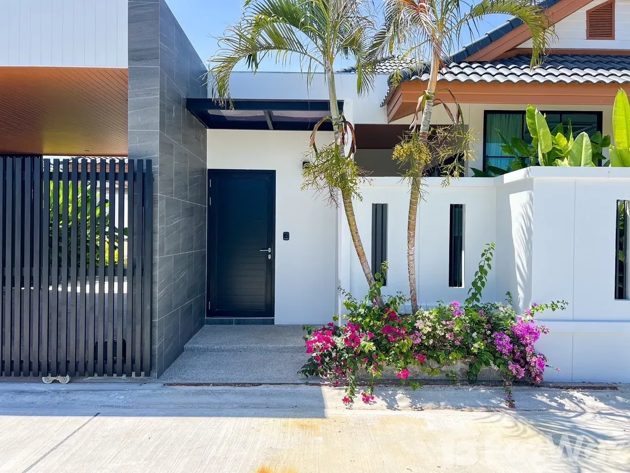picture 3 Bedroom Villa for sale in Rawai, Phuket  2043838 - 63/64