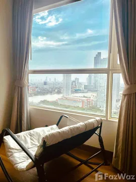 The Lighthouse Condo beautiful river/city views 5686901