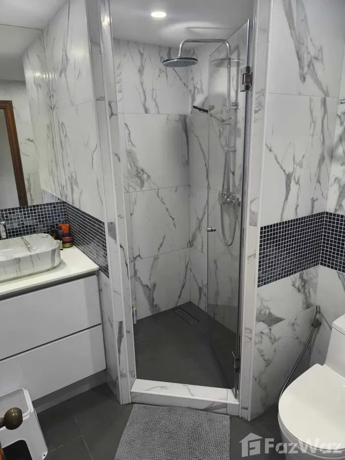 picture Large 2 Bedroom unit with lake view 5700833 - 7/22