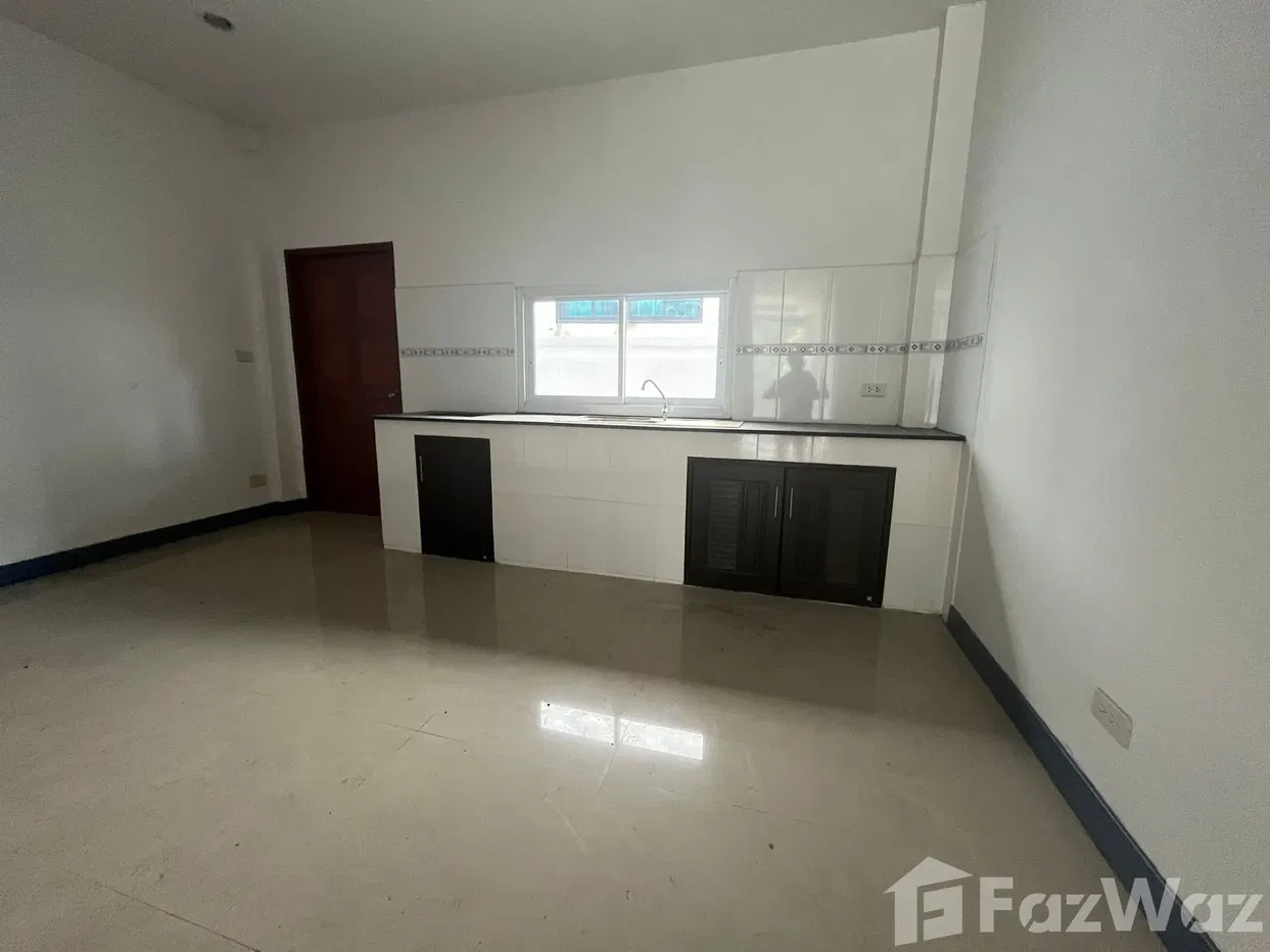 picture 4 Bedroom Townhouse for sale in Bo Phut, Surat Thani  5577203 - 4/16