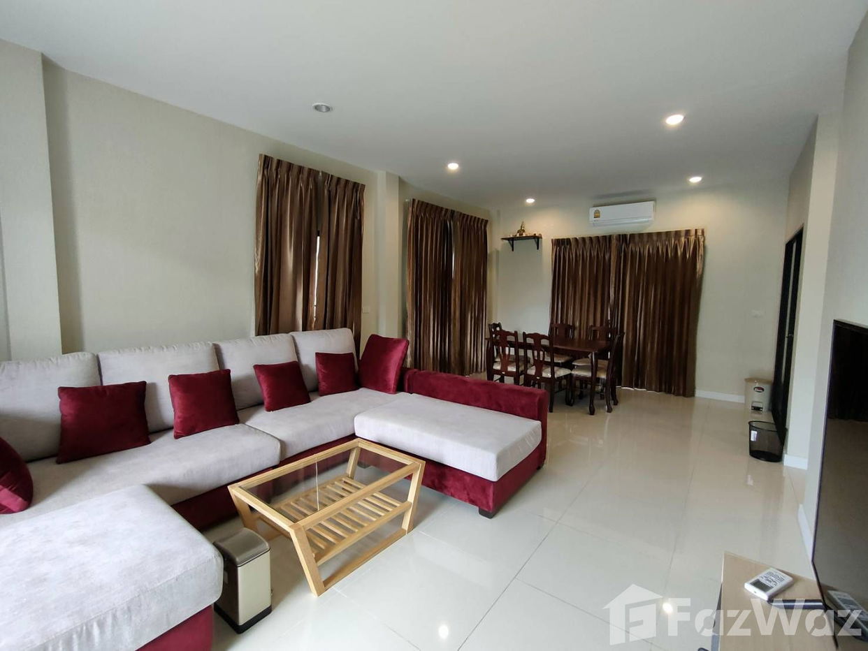 picture House for Sale and Rent at H Living Village near Motor way 2013687 - 2/12