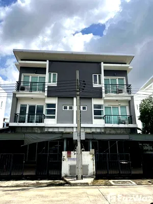 Houses for rent Krirk University : 6 Bedroom House for rent at Chuan Chuen Modus Viphavadi 5724189