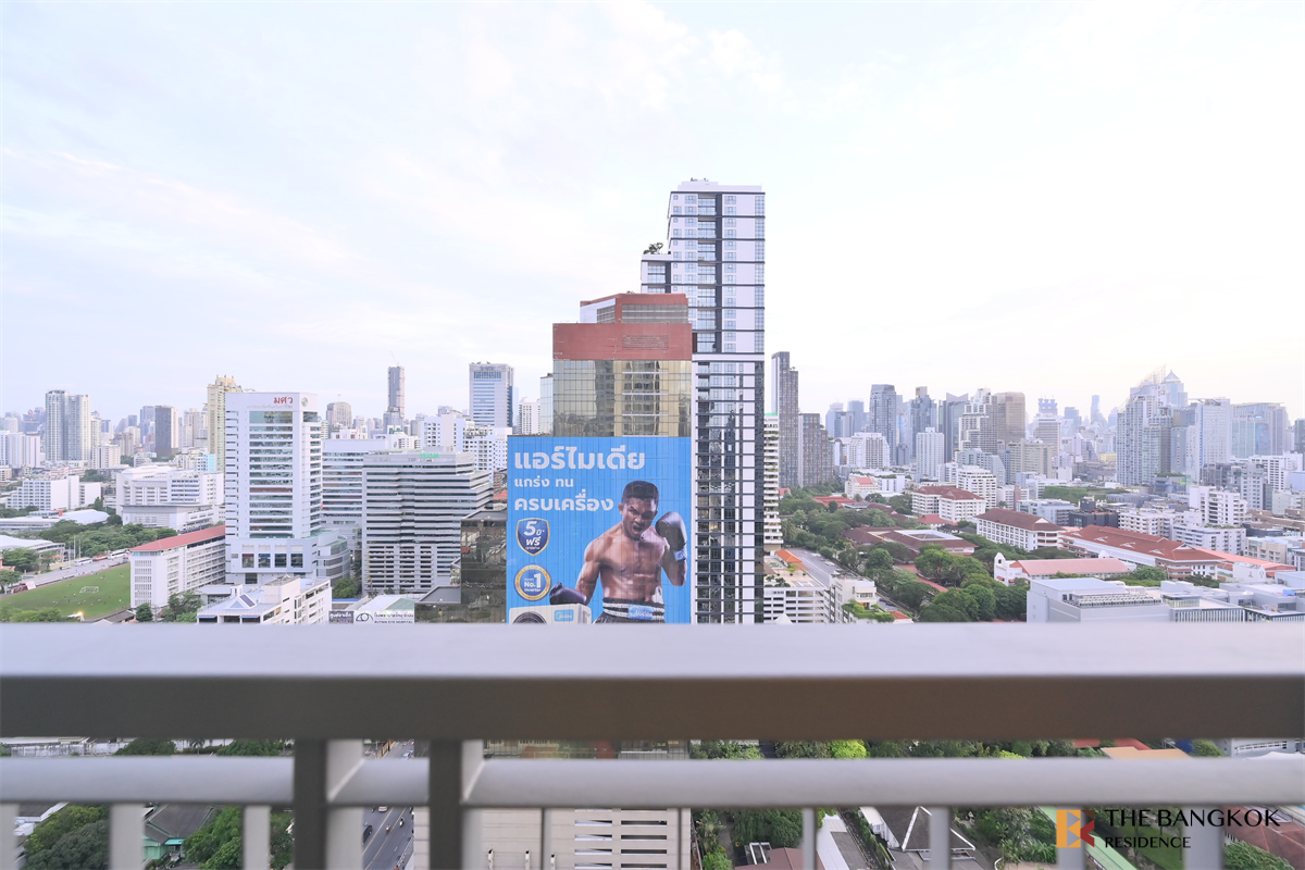 picture Q Asoke Price better than expected!! near MRT Phetchaburi Station - 6/10