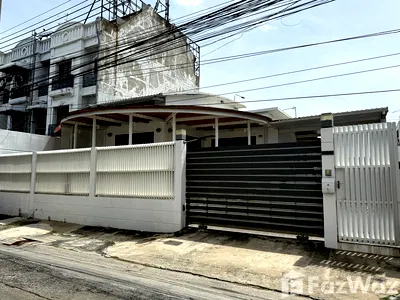 Houses for sale Bang Sue : For Sale Detached House in Chuan Chuen Village 5698166