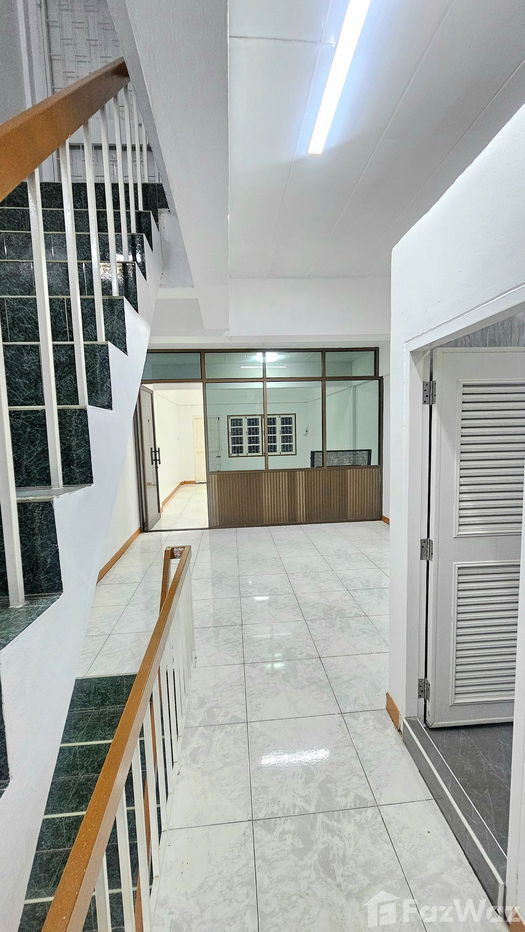 picture 3 Bedroom Townhouse for sale in Thung Song Hong, Bangkok  5672239 - 35/35