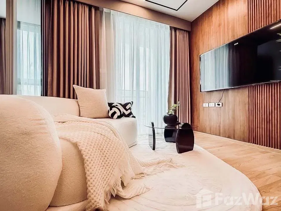 picture Room for sale 5692998 - 9/11