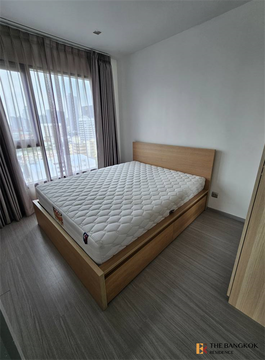Life Sukhumvit 62 near BTS Bang Chak Convenient Travel, Great Value per Square Meter