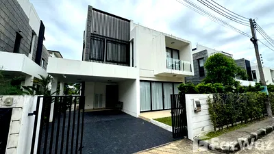 Houses for sale Bang Tao Beach  : Modern 5-Bedroom Laguna Park Townhouse with Rooftop Pool 5716921