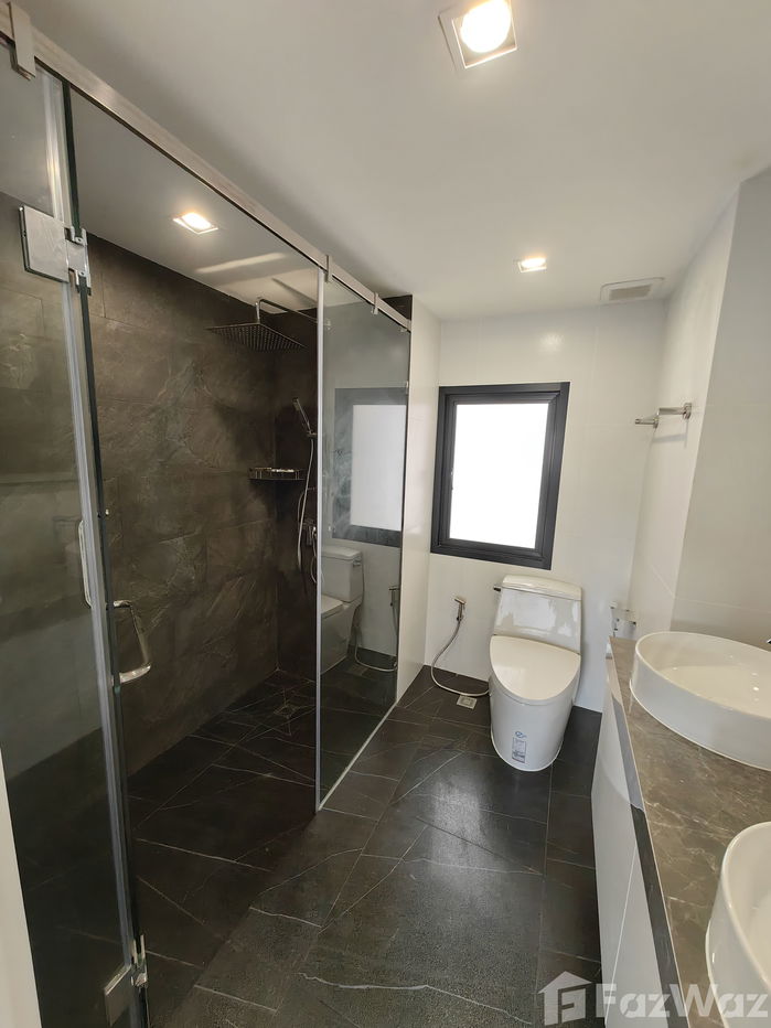 picture Fully Renovated 2 Bed/Bath Condo 5 mins walk to ONE Bangkok 2001166 - 5/6