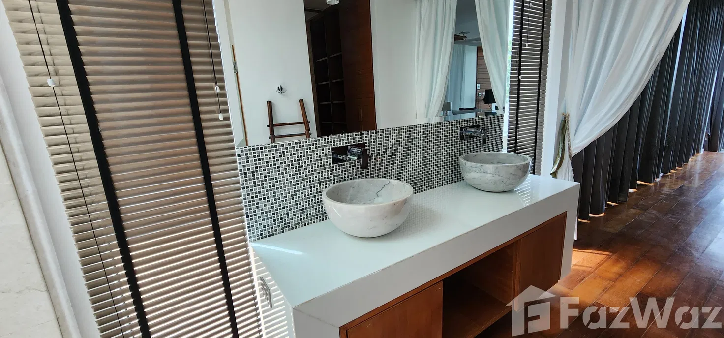 picture Beach Front Sea View 3 Bedroom 4.5 Bath Pool Villa For Sale 1797222 - 3/22