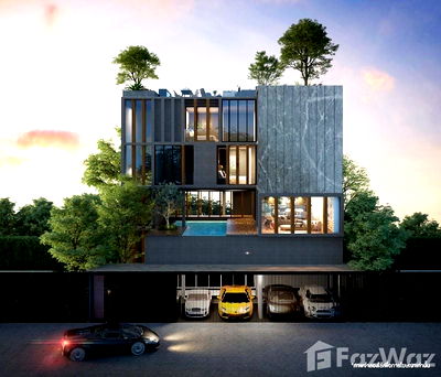 Houses for sale Srinagarindra Road : 5 Bedroom Villa for sale at Bibury Srinakarin  645336