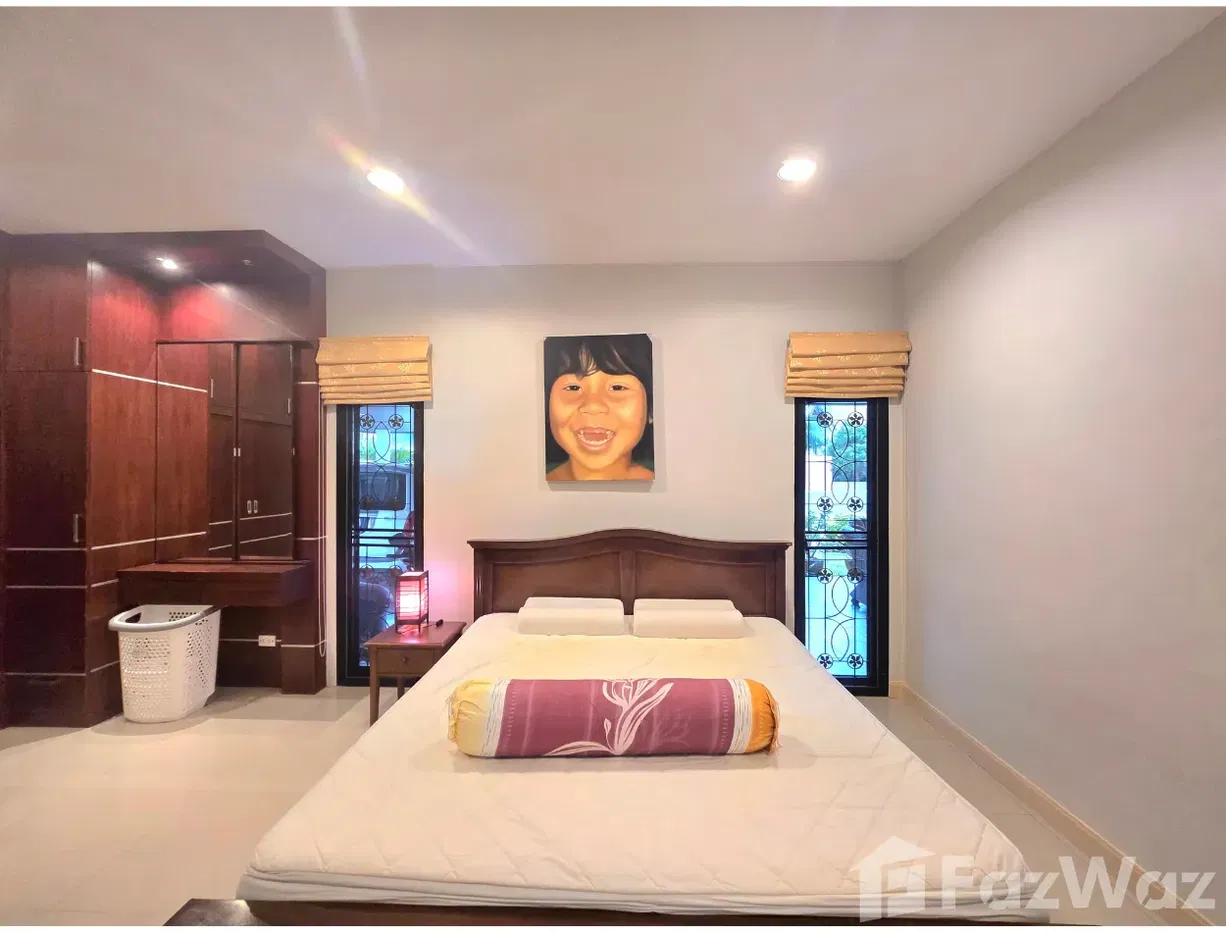 picture 3 Bedroom villa with large swiming pool 5628001 - 10/23