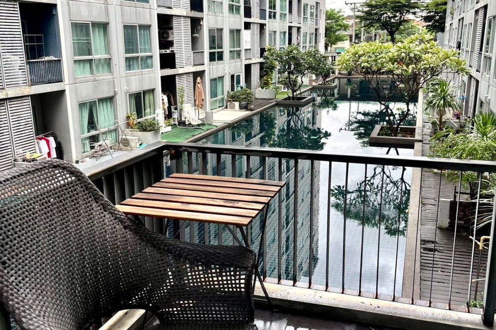 รูป ขาย !! ขายขาดทุน!! ทิศตะวันออก, วิวสระว่ายน้ำ,🔥 Code C20250900030..........A Space Play Ratchada - Sutthisarn, 2 ห้องนอน, 2 ห้องน้ำ, แต่งครบ!! 📣📣 - รูปที่ 12/13