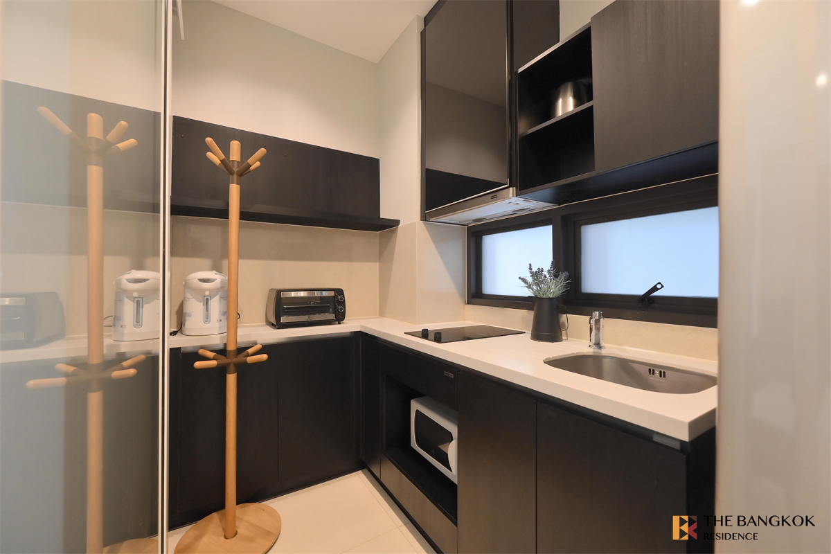 picture Looking for an owner for this special unit RHYTHM Sukhumvit 44/1 near BTS Phra Khanong - 3/10