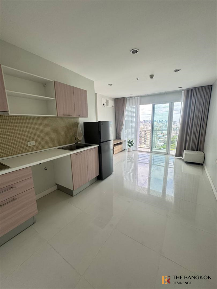 picture The Mark Ratchada - Airport Link  Room available, great price - 4/8