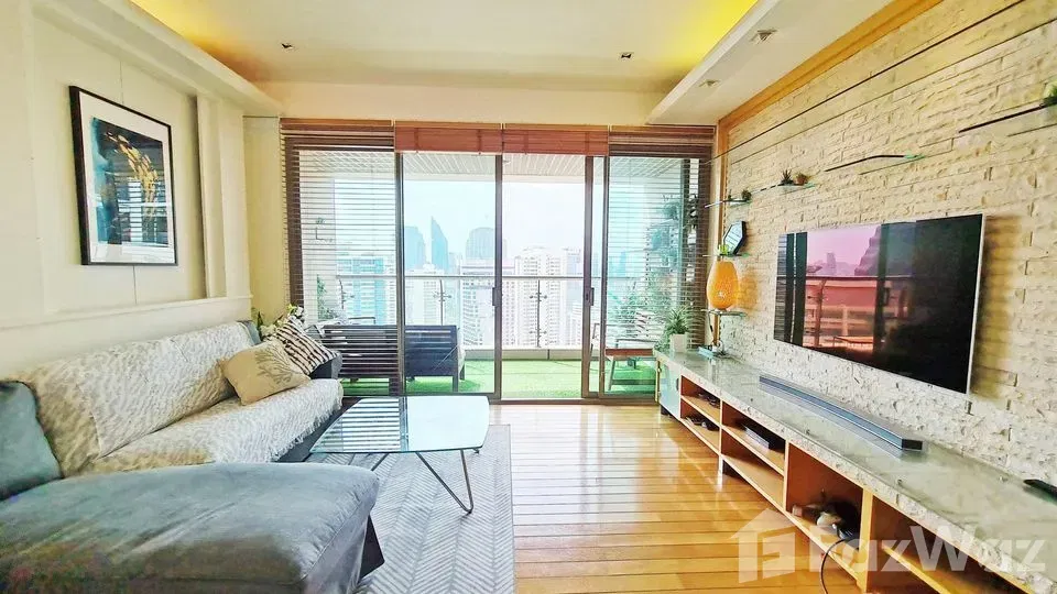 picture 2 Bedroom Condo for sale at The Lakes  896466 - 1/21
