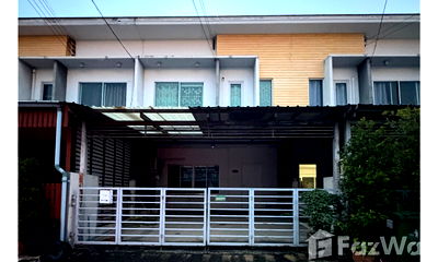 Townhouses for rent : For rent 5727089