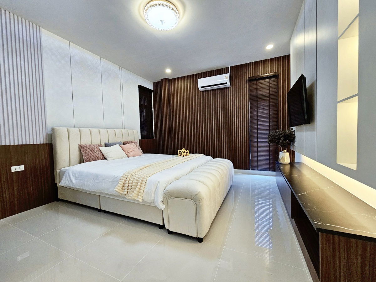 รูป บ้านพูลวิลล่าเรโนเวทใหม่ พัทยา สวยมาก 3 ห้องนอน 2 ห้องน้ำ พร้อมสระ บนเนื้อที่ 104ตรว. พร้อมอยู่ - รูปที่ 12/32