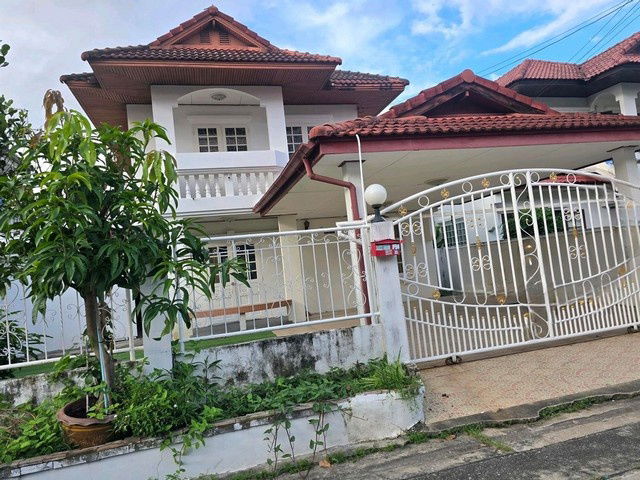 picture FOR RENT  HOUSE PROPERTY  20000 BAHT per MONTH - 1/8
