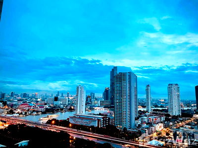 Condos for sale : The Lighthouse Condo beautiful river/city views 5686901