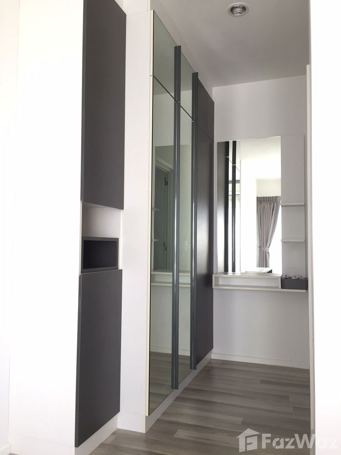 picture 2 Bedroom Condo for sale at The Key Wutthakat  1077930 - 11/11