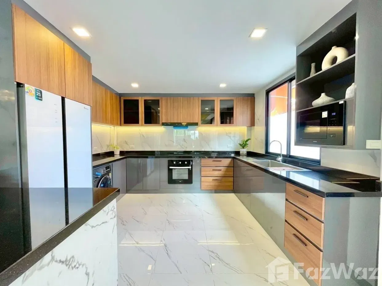picture 6 Bedrooms Pool Villa – Only 700 Meters from Jomtien Beach 5692272 - 15/20