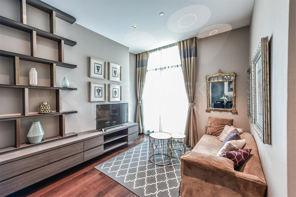 picture The Diplomat 39 Luxury Condo in Central City Location near BTS Phrom Phong - 9/10