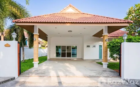 Big house 3 bedrooms 4 bathroom only 6 minutes to downtown 1838146