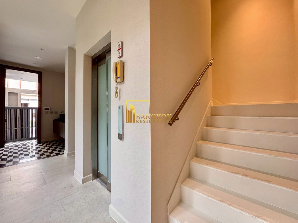รูป Bugaan Pattanakarn | Elegant 4 Bed House in Pattanakarn Area - BR28255SH - รูปที่ 20/65