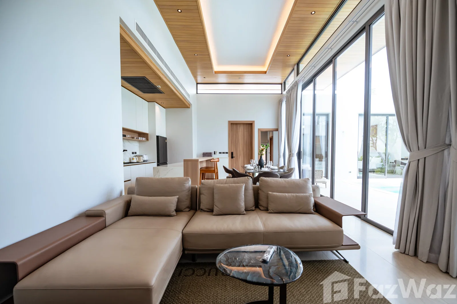 Sophisticated 4-Bedroom Pool Villa in Chalong 5717853 - image 2