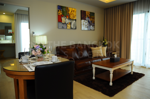 คอนโด โนเบิล รีไฟน์ คอนโด Luxury ราคาพิเศษ ใกล้ BTS สถานีพร้อมพงษ์