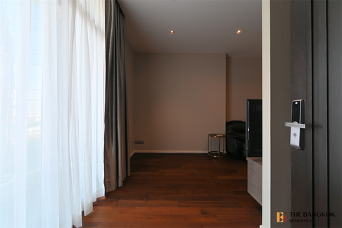 Luxury Unit, Ready for You Without the Wait The Diplomat 39 near BTS Phrom Phong