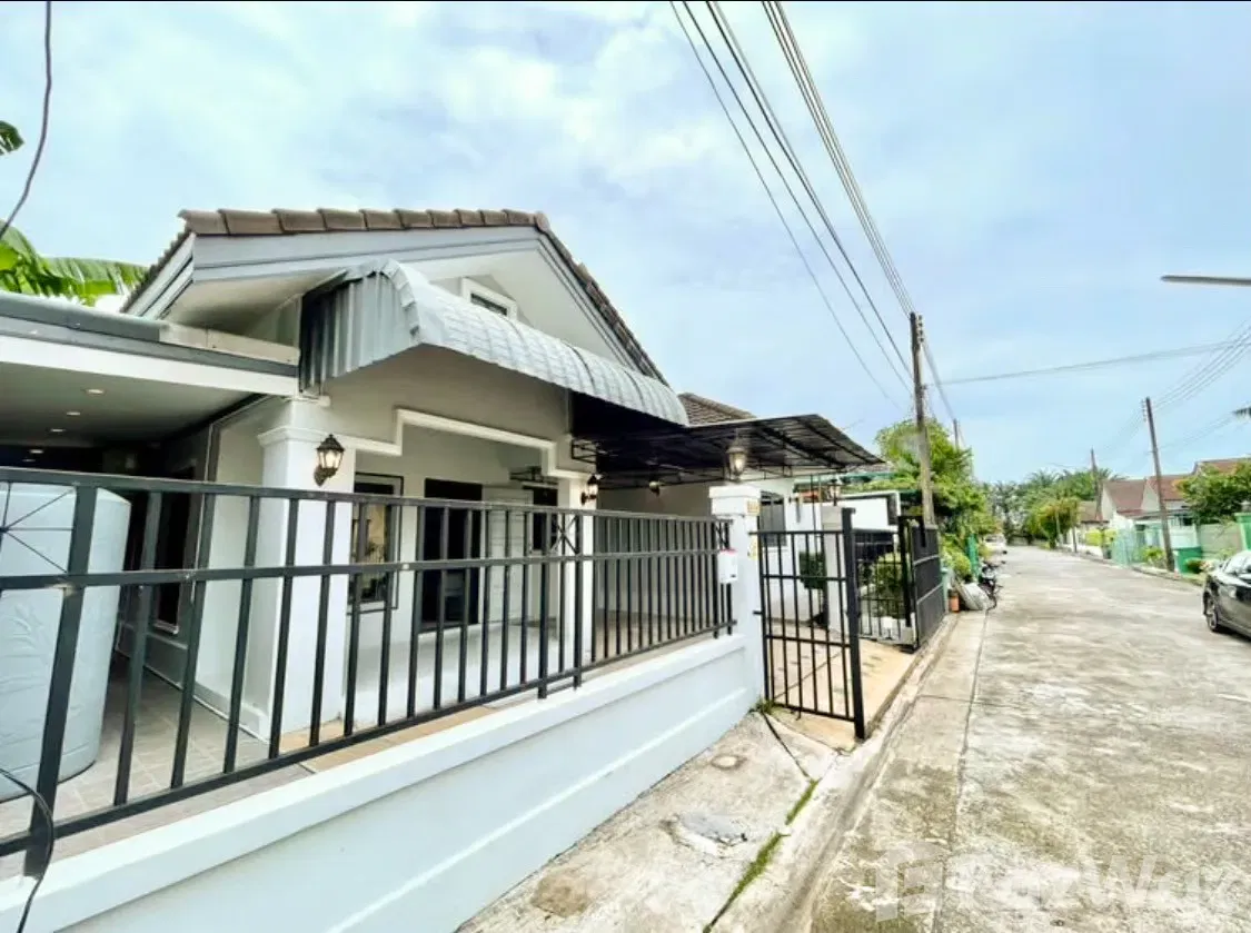 รูป บ้านเดี่ยวให้เช่า 3 ห้องนอน ในโครงการ บ้านปาริชาต 5666985 - รูปที่ 2/12