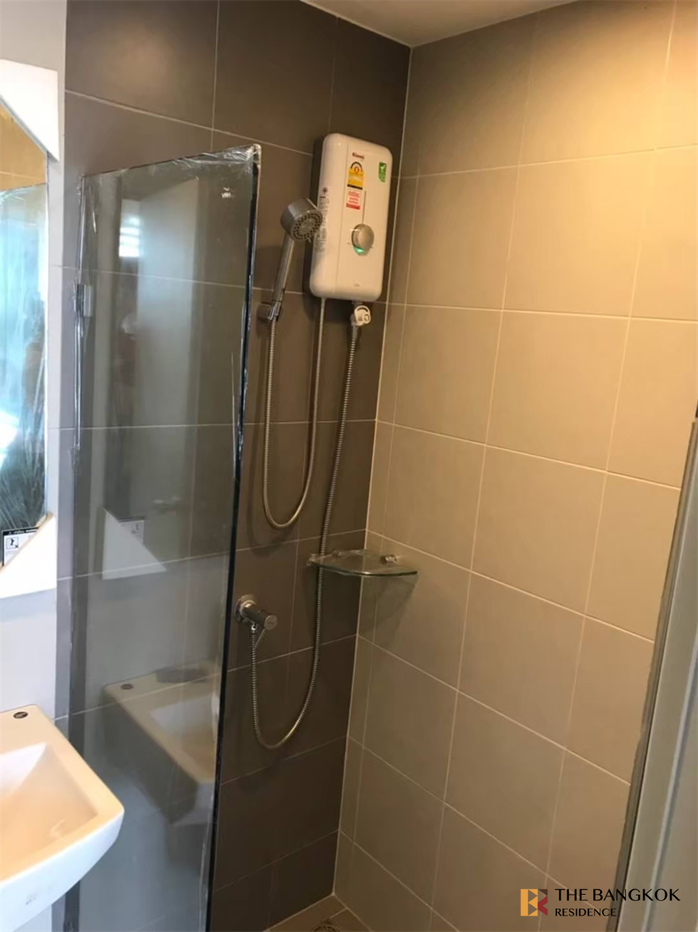 picture Ideo Mobi Sukhumvit Eastgate near BTS Bang Na Room available, great price - 10/10