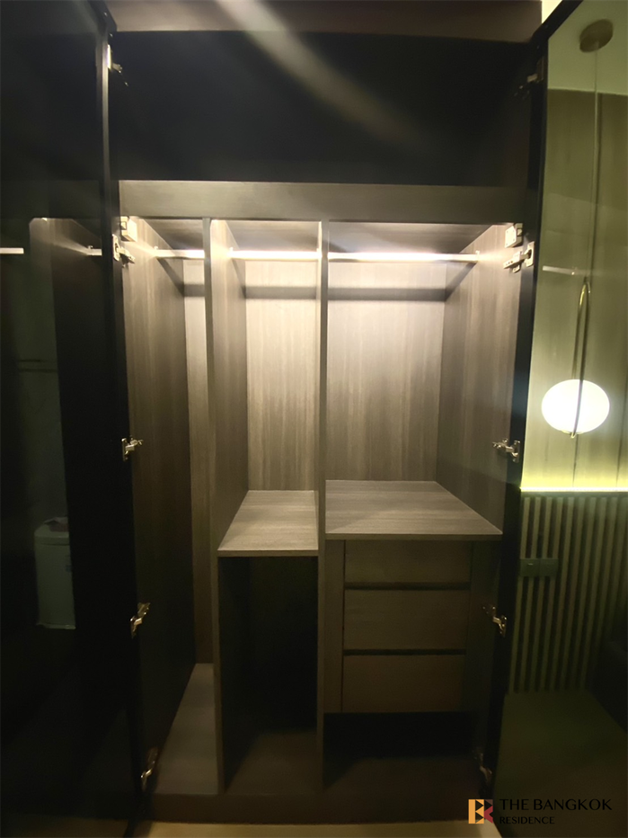 picture Ashton Asoke Ideal City Living at a Great Price near MRT Rama 9 Station - 7/10