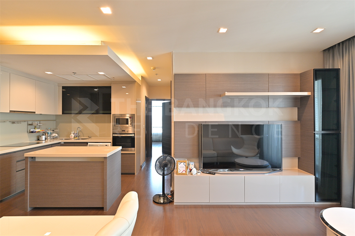 picture Great Price, Prime Location, Dont Miss Out!! Ivy Ampio near MRT Cultural Center of Thailand Station - 2/10