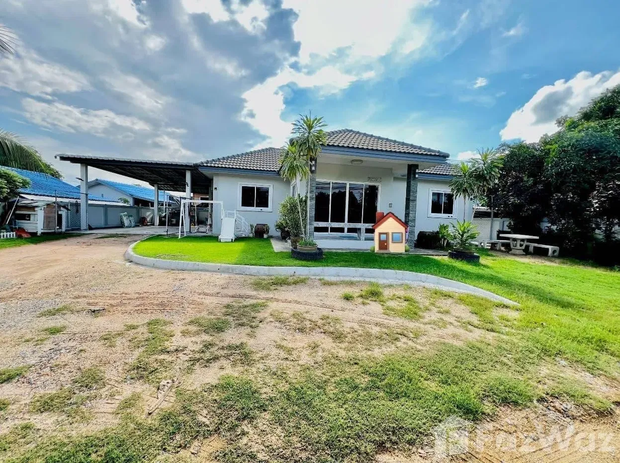 picture 2 Bedroom House for sale in Huai Yai, Chon Buri  5689874 - 2/7