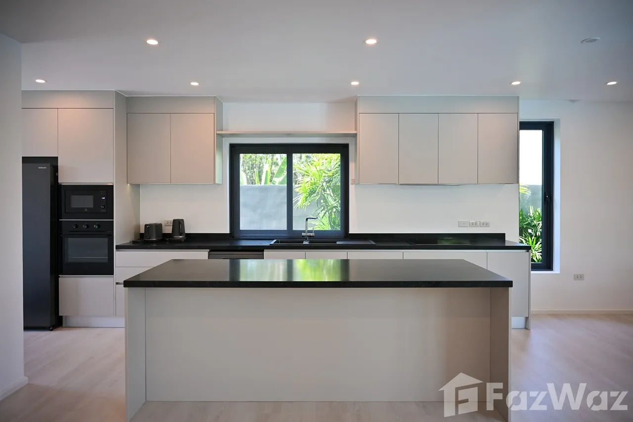 4 Bedroom Villa for rent in Choeng Thale, Phuket  1992551 - image 5