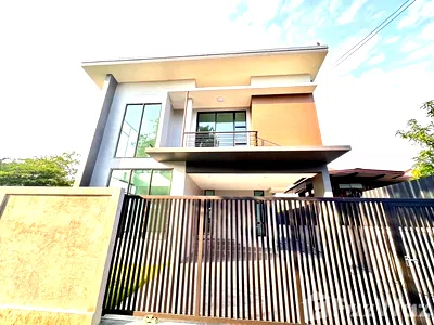 Houses for sale Wang Thonglang : 3 Bedroom House for sale in Saphan Song, Bangkok  5687608