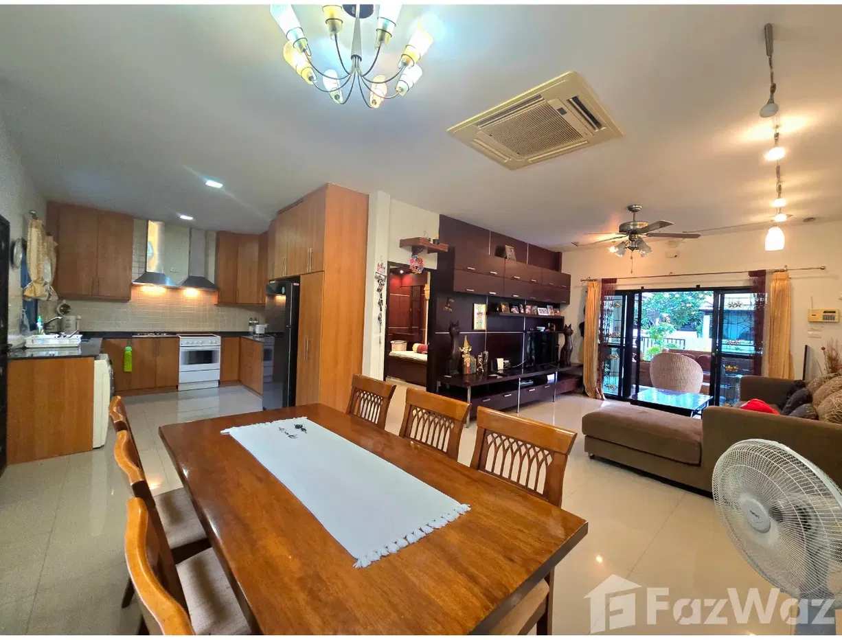 picture 3 Bedroom villa with large swiming pool 5628001 - 15/23