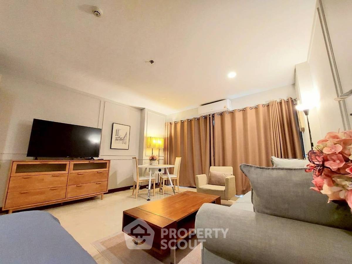picture Studio Condo at View Talay 5 Condominium Jomtien close to Jomtien Beach (ID 2314701) - 7/7