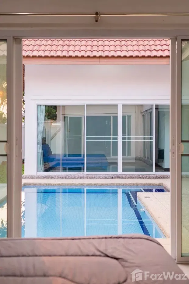 รูป Big house 3 bedrooms 4 bathroom only 6 minutes to downtown 1838146 - รูปที่ 19/23