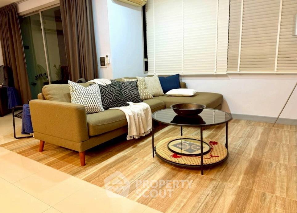 รูป คอนโด 3-ห้องนอน ที่ เดอะ โคลเวอร์ ทองหล่อ เรสซิเดนซ์ ใกล้ BTS ทองหล่อ (ID 2313858) - รูปที่ 2/17