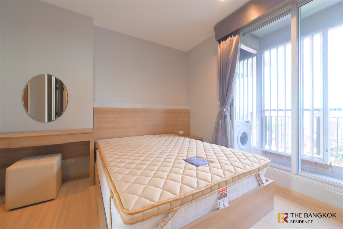 picture RHYTHM Ratchada-Huaikhwang Private Unit, Fully Equipped Common Area near MRT Huai Khwang Station - 2/10