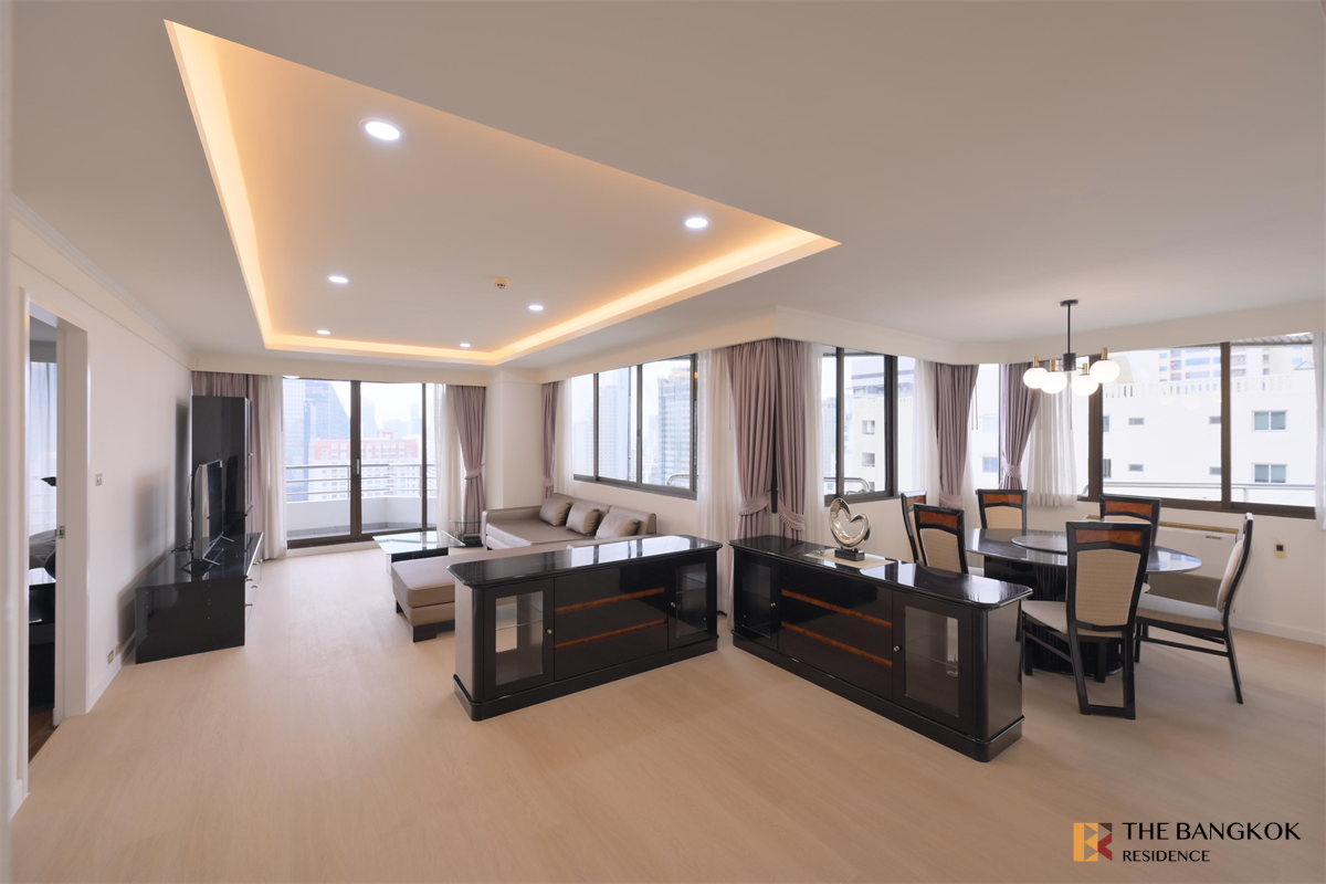picture Lake Avenue Elevate Comfort at an Unbeatable Price - 5/10